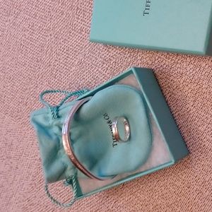 Tiffany classic Style 925 Sterling silver cuff(adjustable) bracelet. Ring sz. 7